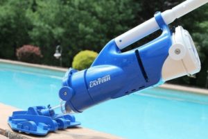 pool cleaning